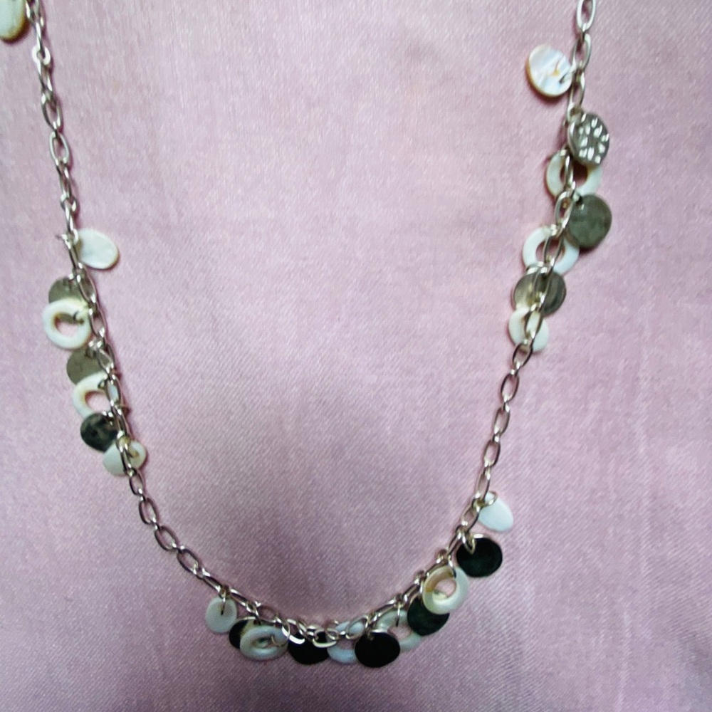 Two Beautiful Necklaces! - Picture 4 of 6